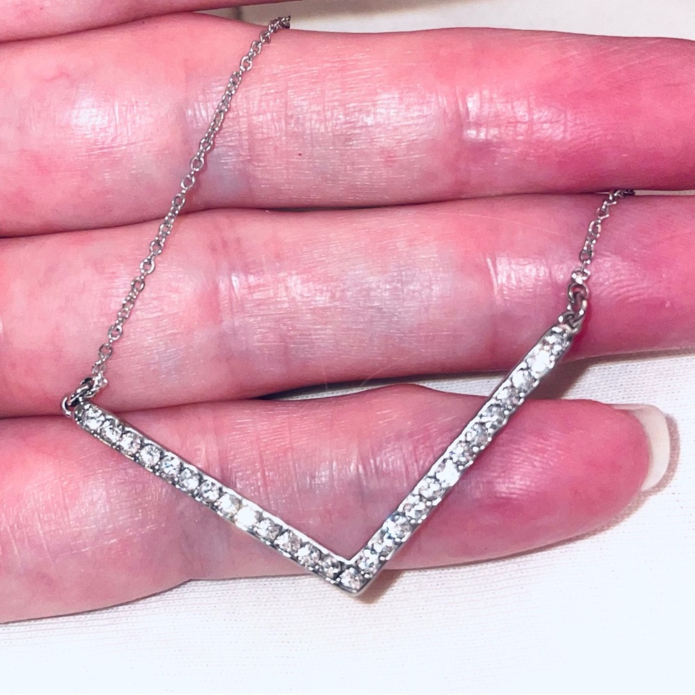 Elegant Silver V-Shaped Necklace